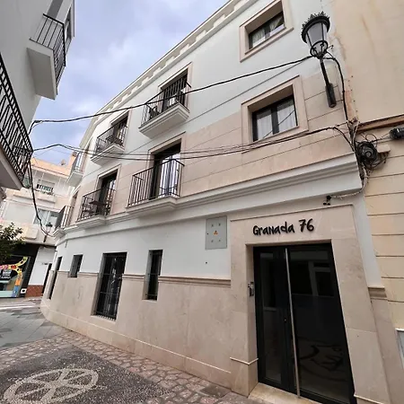 Granada 76 Apartment *