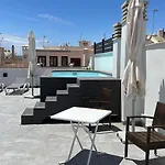 Granada 76 *